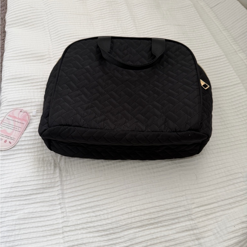 Black Quilted Women's Makeup/Skincare Bag - Picture 8 of 9